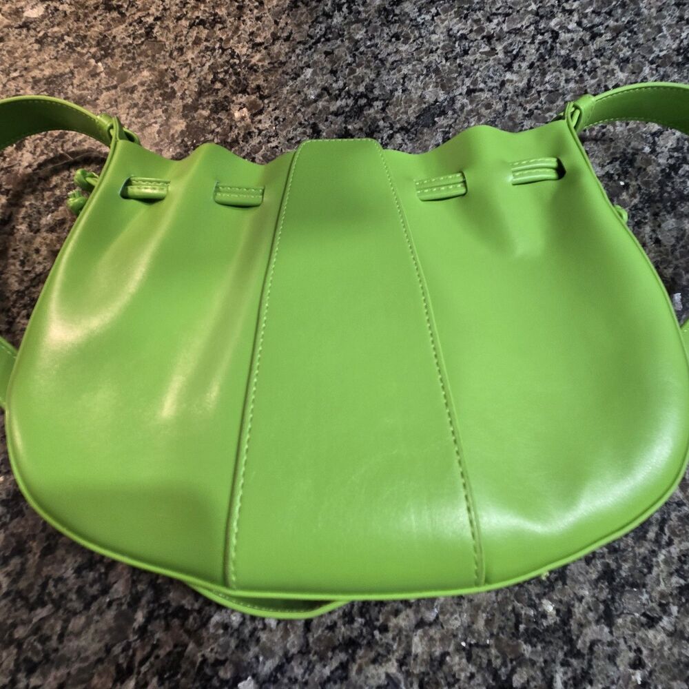 GEIR NESS Laila Bucket Bag, Lime Green Essence Of Norway - Picture 3 of 10